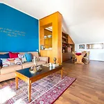 Two Palm Trees Apartment